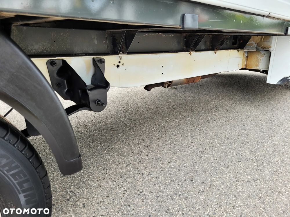 Ford Transit - 13