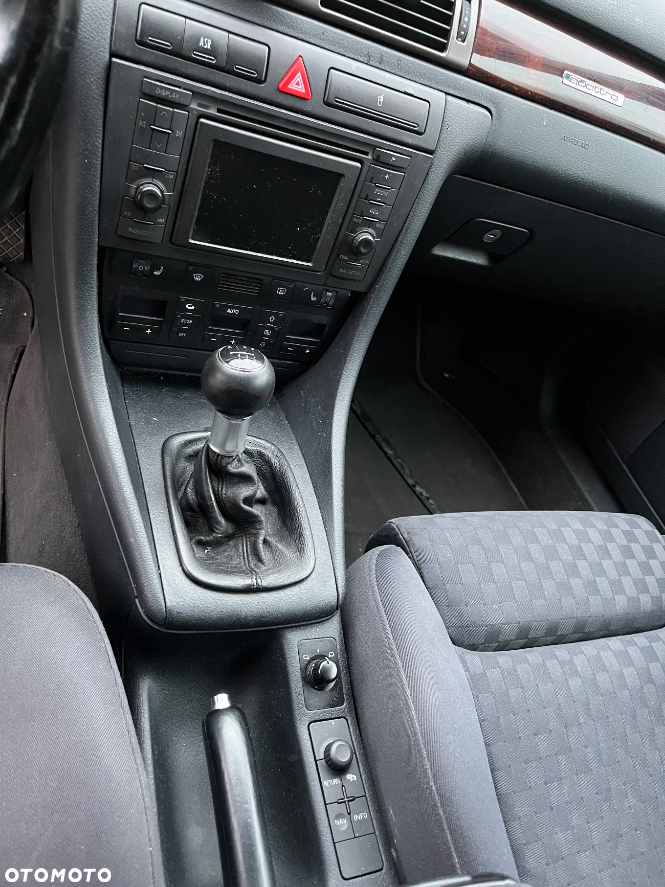 Audi A6 2.7T Quattro - 6