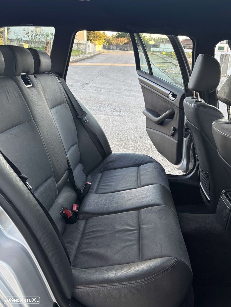 BMW 320 d Touring Edition Sport - 10