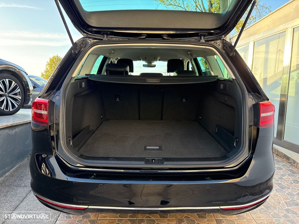 VW Passat Variant 2.0 TDi Highline DSG - 5