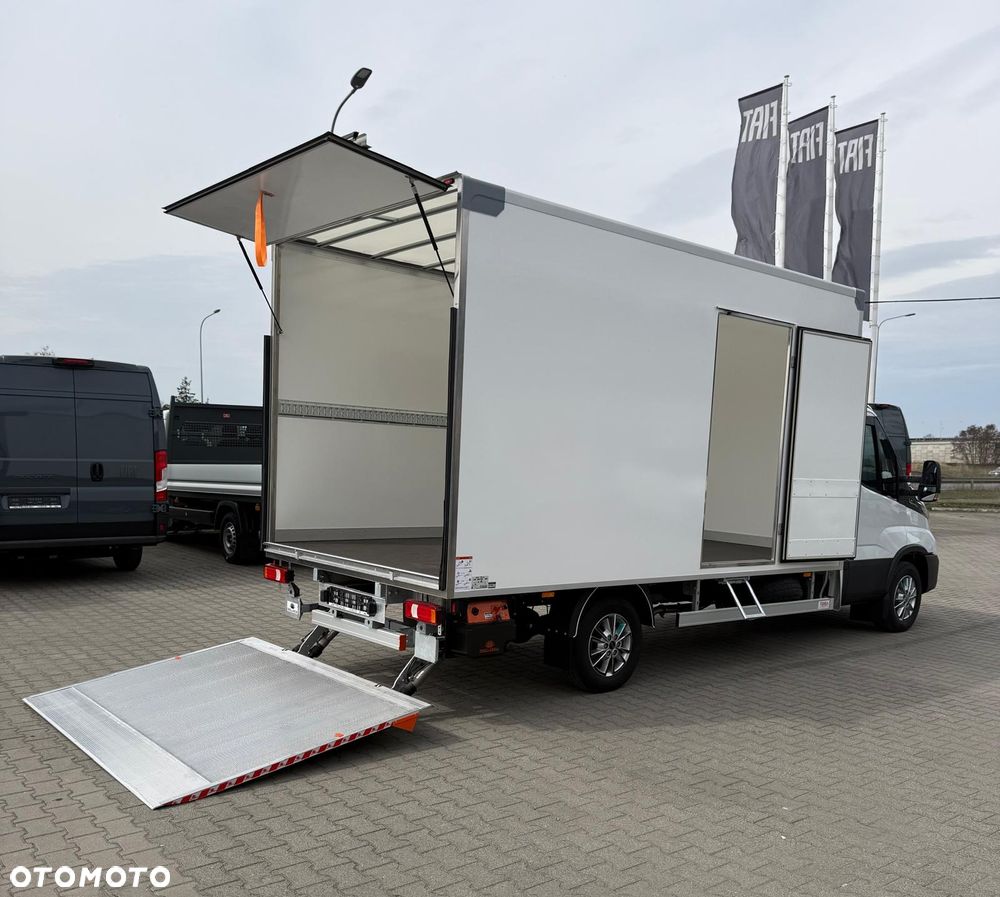 Iveco WYPRZEDAŻ ROKU ! GOTOWIEC OD RĘKI - BOGATE WYPOSAŻENIE DLA KIEROWCY - 10