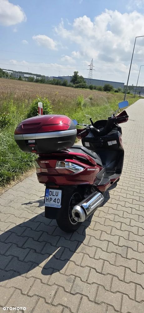 Suzuki Burgman - 4