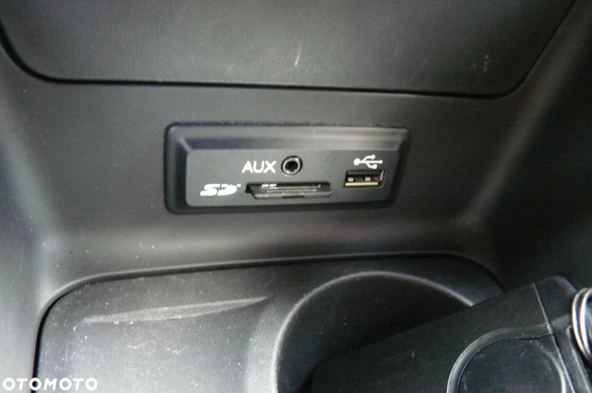 Renault Megane ENERGY TCe 130 LIMITED - 23