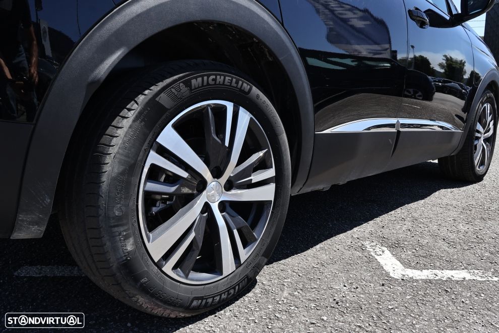 Peugeot 3008 1.6 Hybrid Allure Pack e-EAT8 - 5