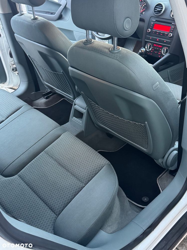 Audi A3 Sportback 2.0 TDI DPF Ambition - 9