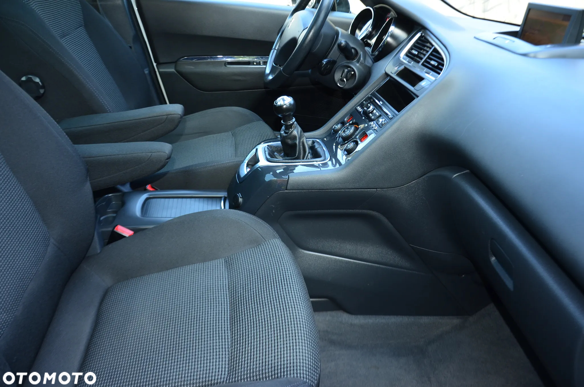 Peugeot 5008 2.0 HDi Allure - 25