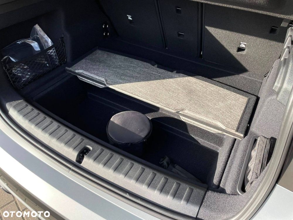 BMW X1 - 10