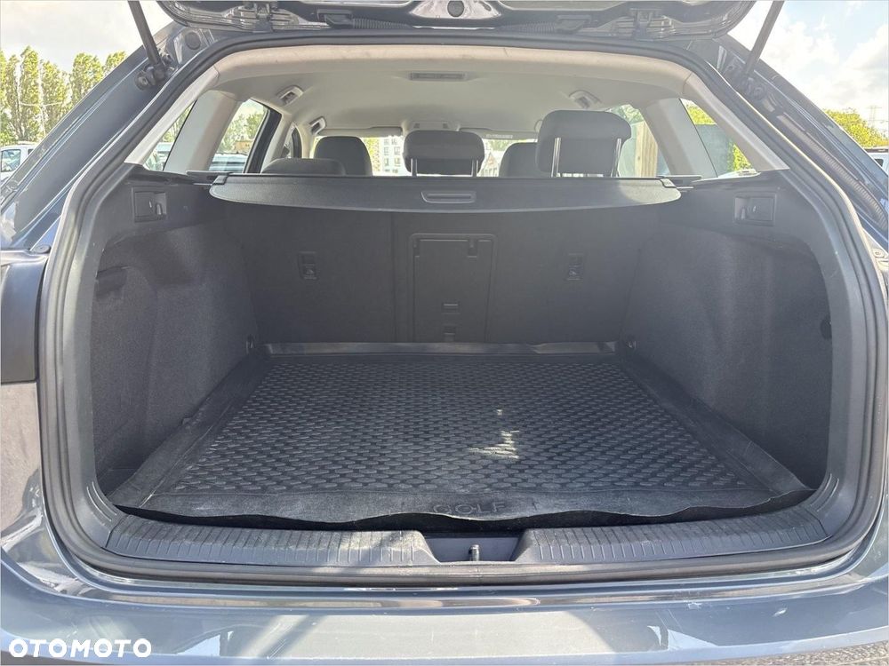 Volkswagen Golf 2.0 TDI Life - 15