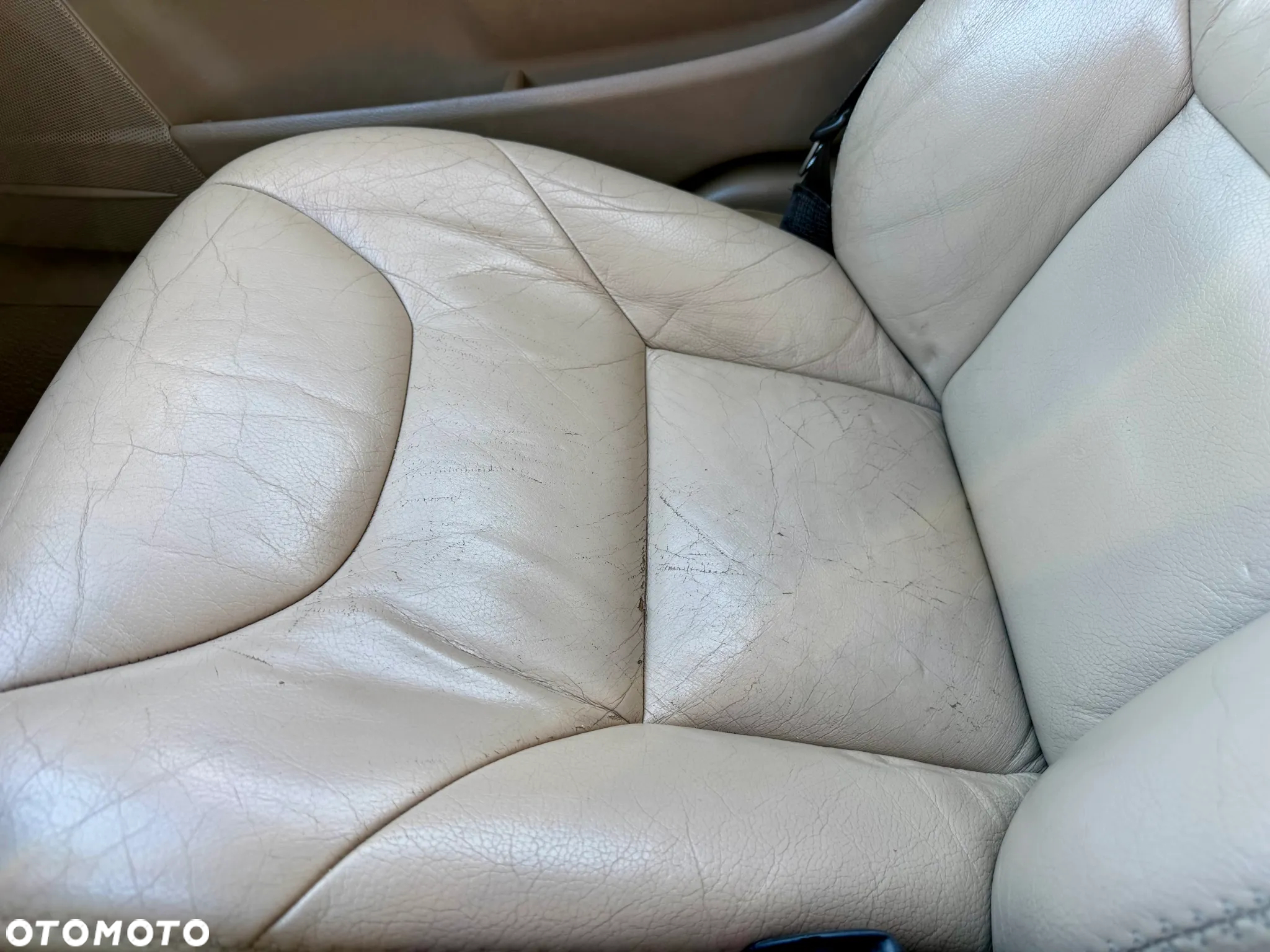 Volvo XC 70 - 30