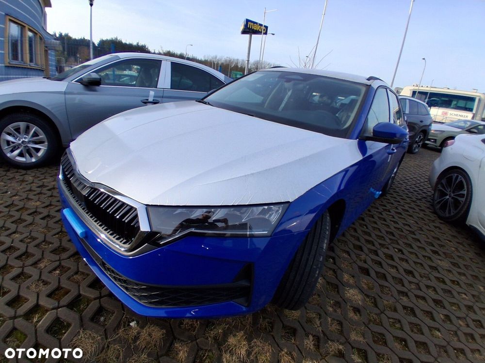 Skoda Octavia 1.5 TSI mHEV Drive Essence DSG - 2