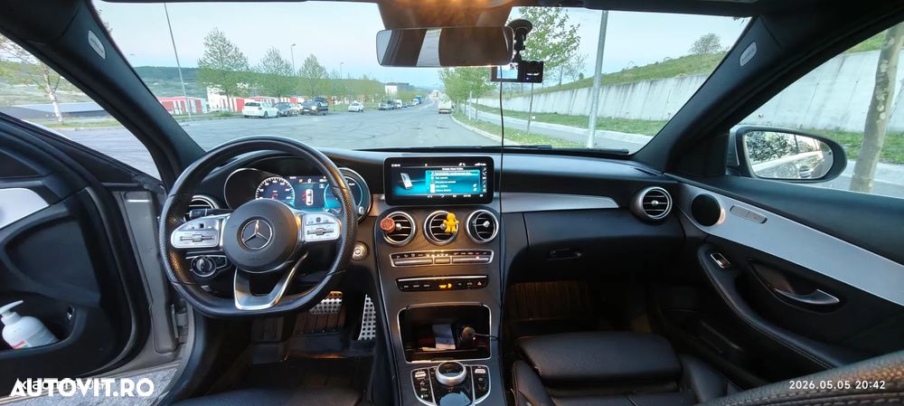 Mercedes-Benz C - 12