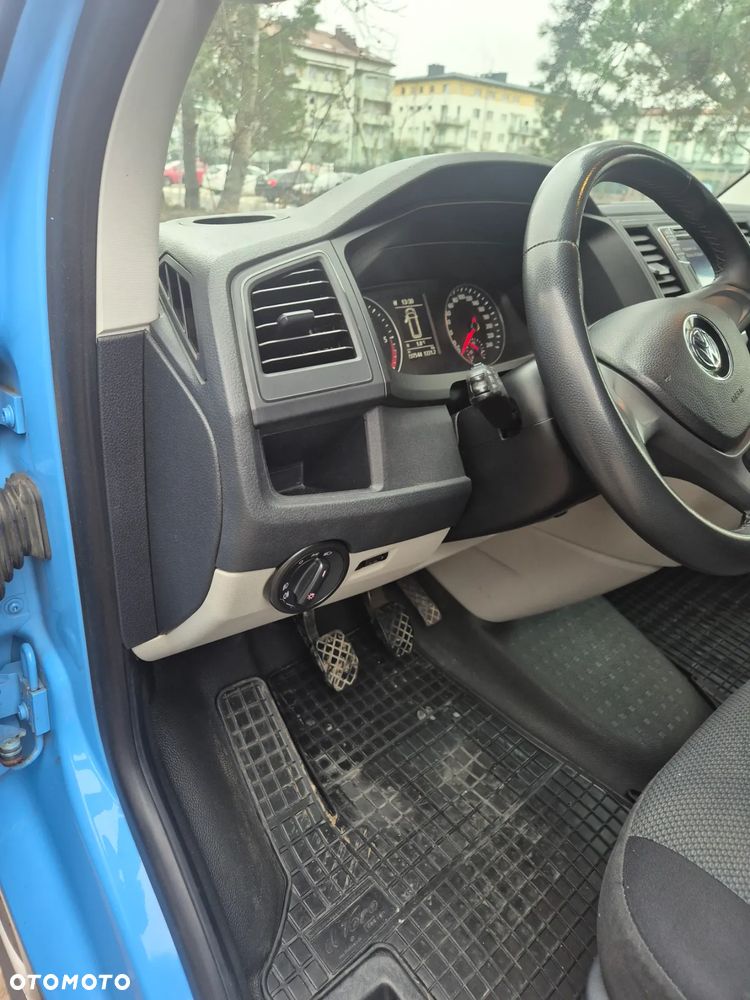 Volkswagen Transporter T6 - 15