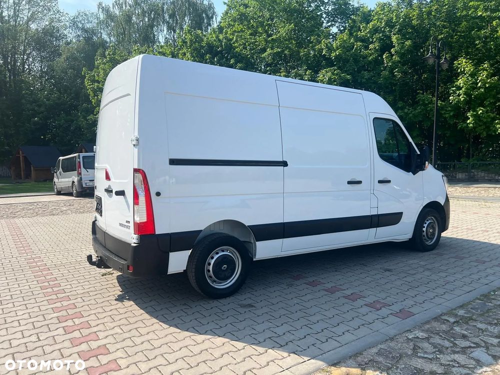 Renault Master 2.3 DCI / 136 KM / L2H2 / - 18