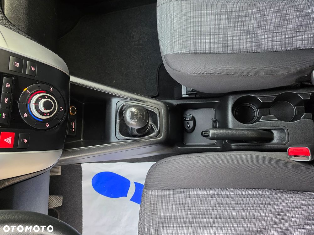 Kia Venga 1.4 CVVT Dream-Team Edition - 26