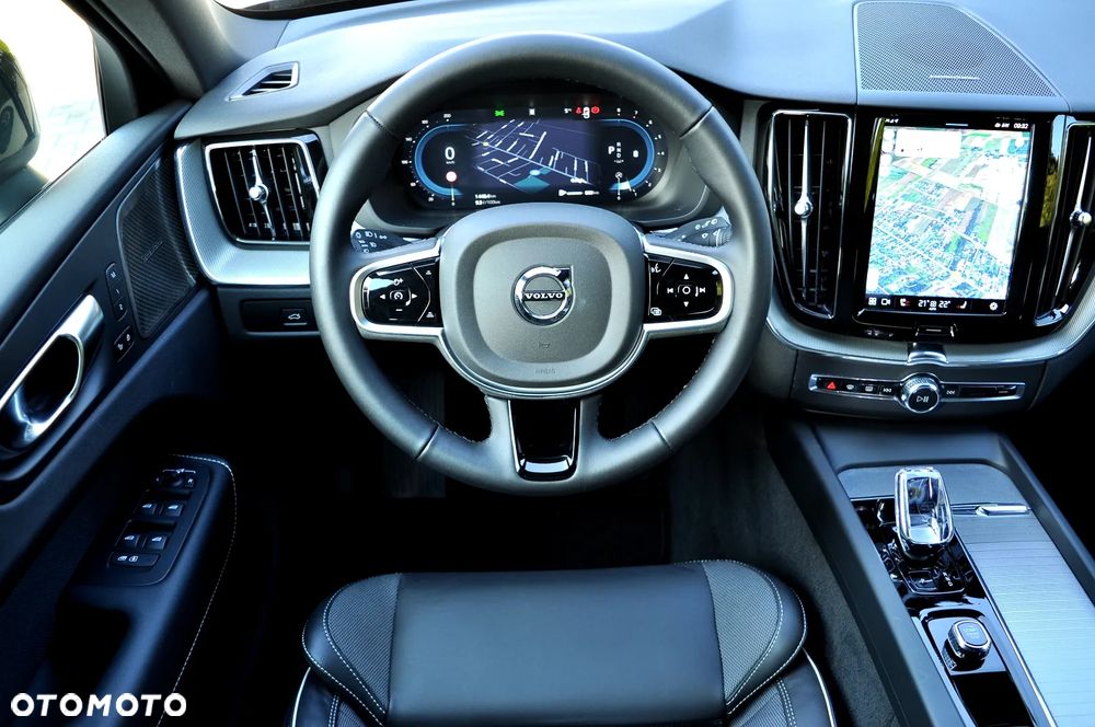 Volvo XC 60 B5 B AWD Plus Black Edition - 27