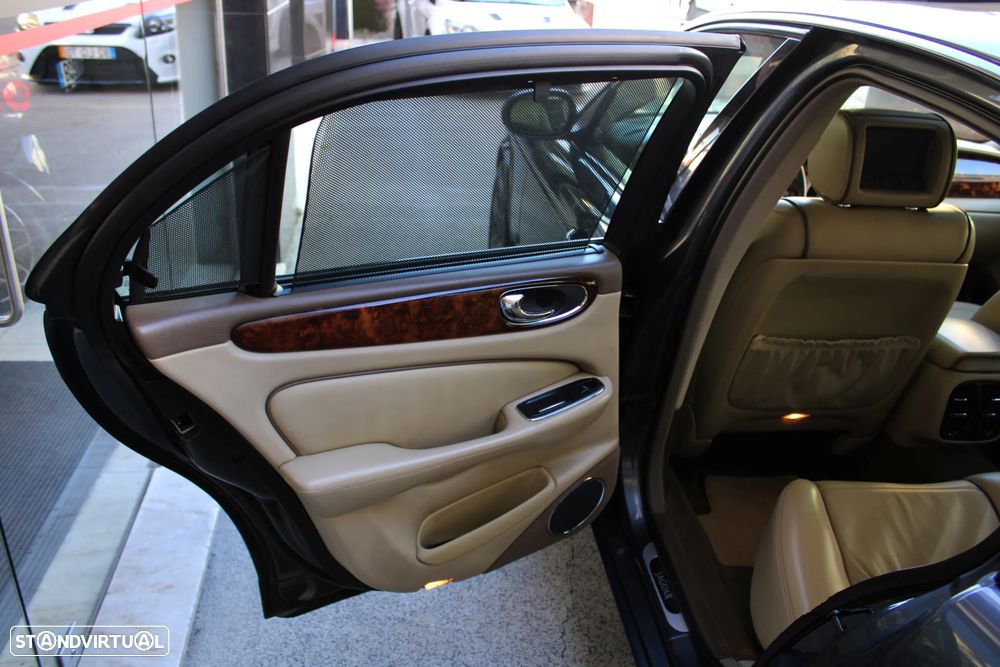 Jaguar XJ XJ6 2.7 D V6 Sovereing - 24