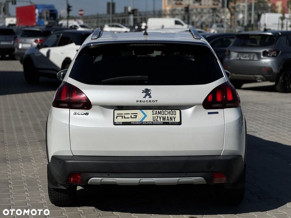 Peugeot 2008 1.2 Pure Tech Allure S&S EAT6 - 5