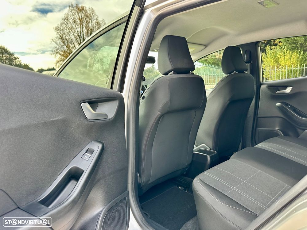Ford Fiesta 1.1 Ti-VCT Business - 21