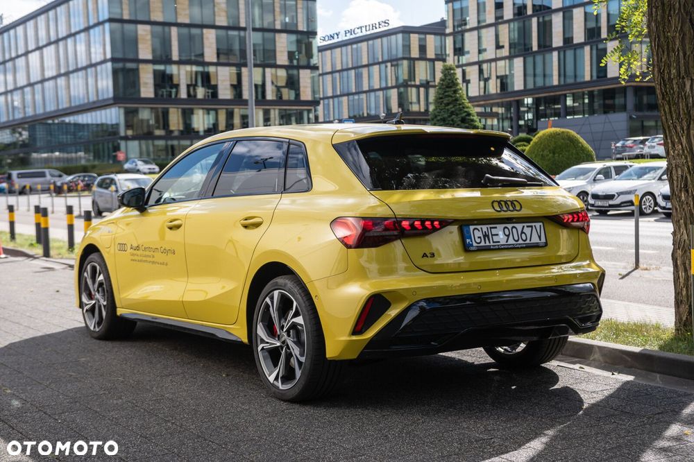 Audi A3 Sportback - 4