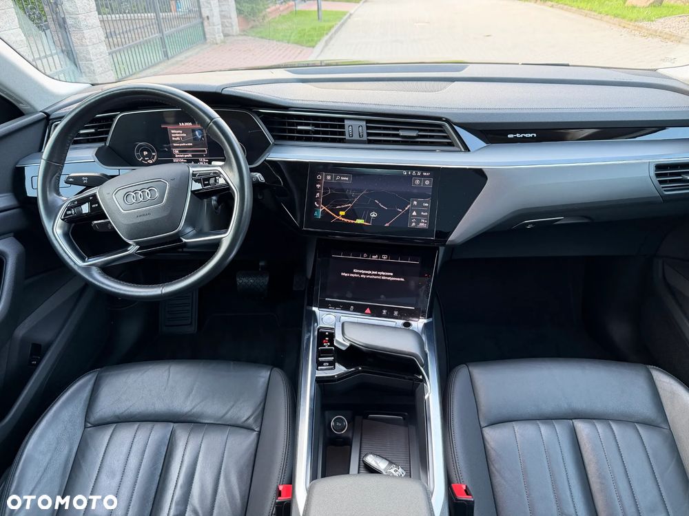 Audi e-tron 55 Quattro Advanced - 4