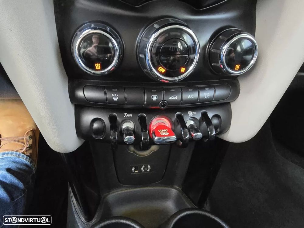MINI 3 Portas Cooper D - 21