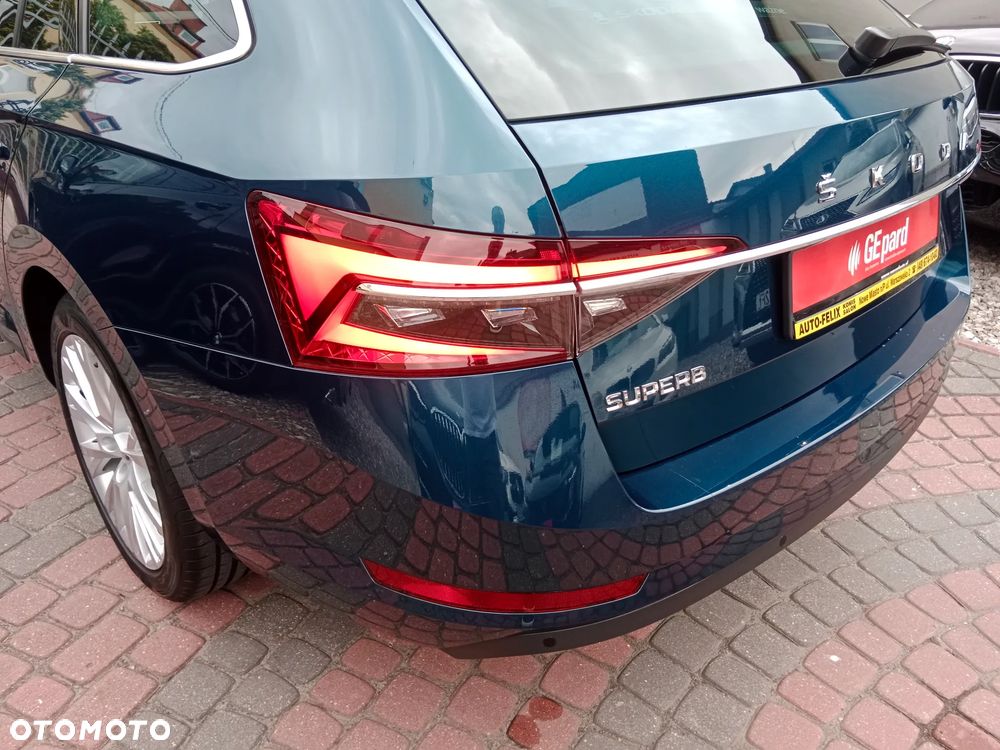 Skoda Superb 2.0 TDI SCR Style DSG - 7