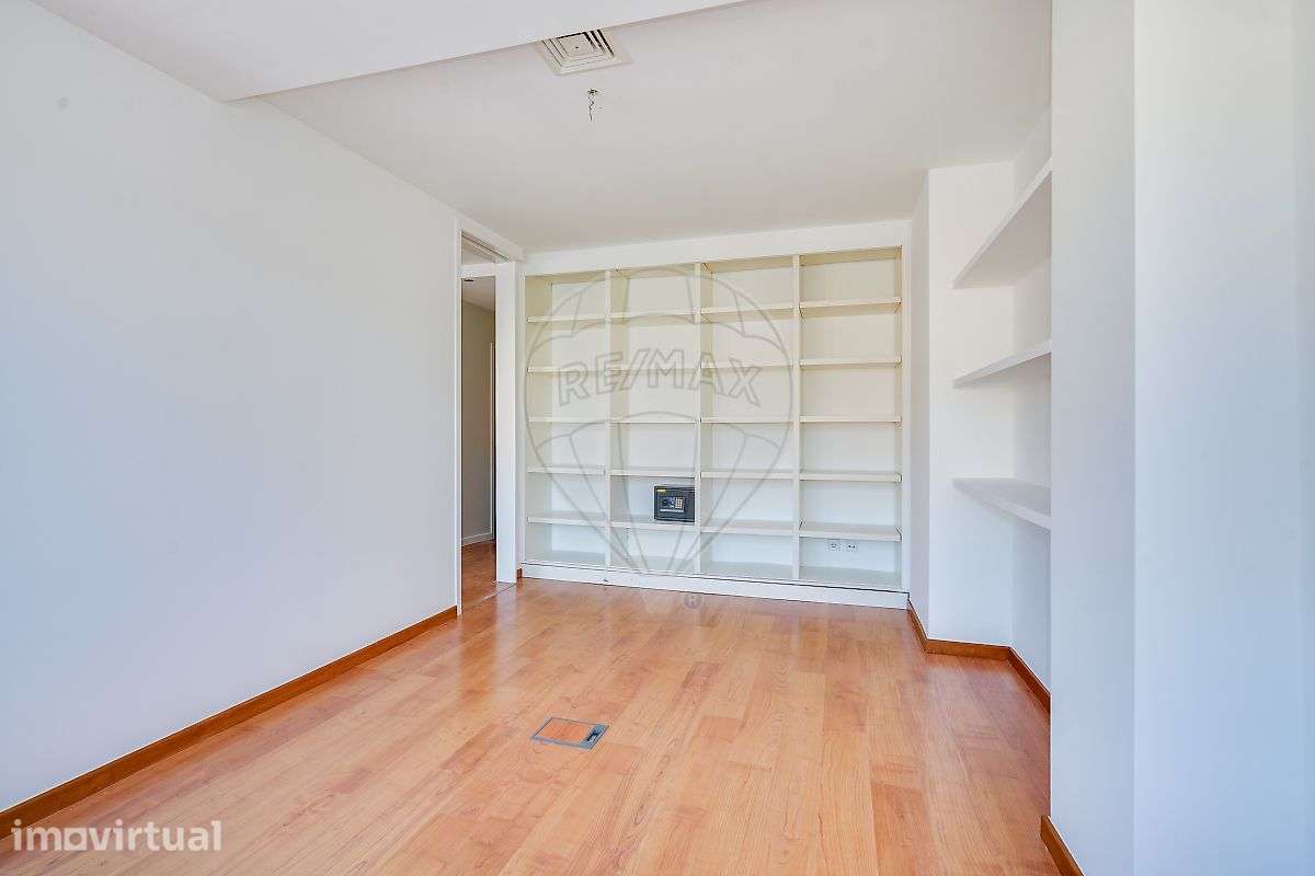 Apartamento T3 para arrendamento - Grande imagem: 4/33