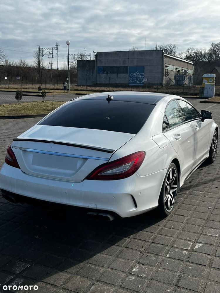 Mercedes-Benz CLS - 4