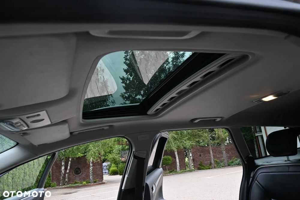 Ford Mondeo 2.0 TDCi Titanium S - 38