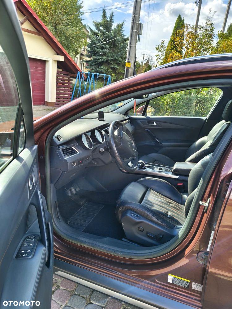 Peugeot 508 RXH 2.0 HDi HYbrid4 - 11