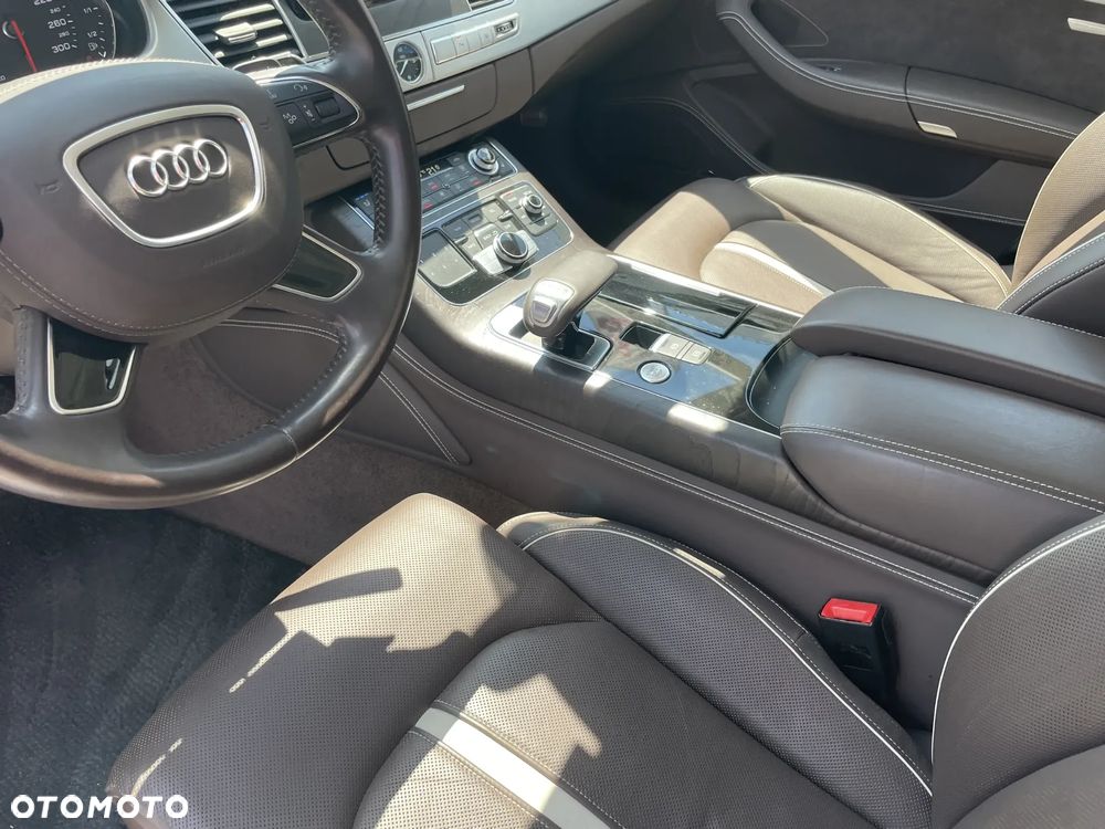 Audi A8 4.0 TFSI Quattro - 16