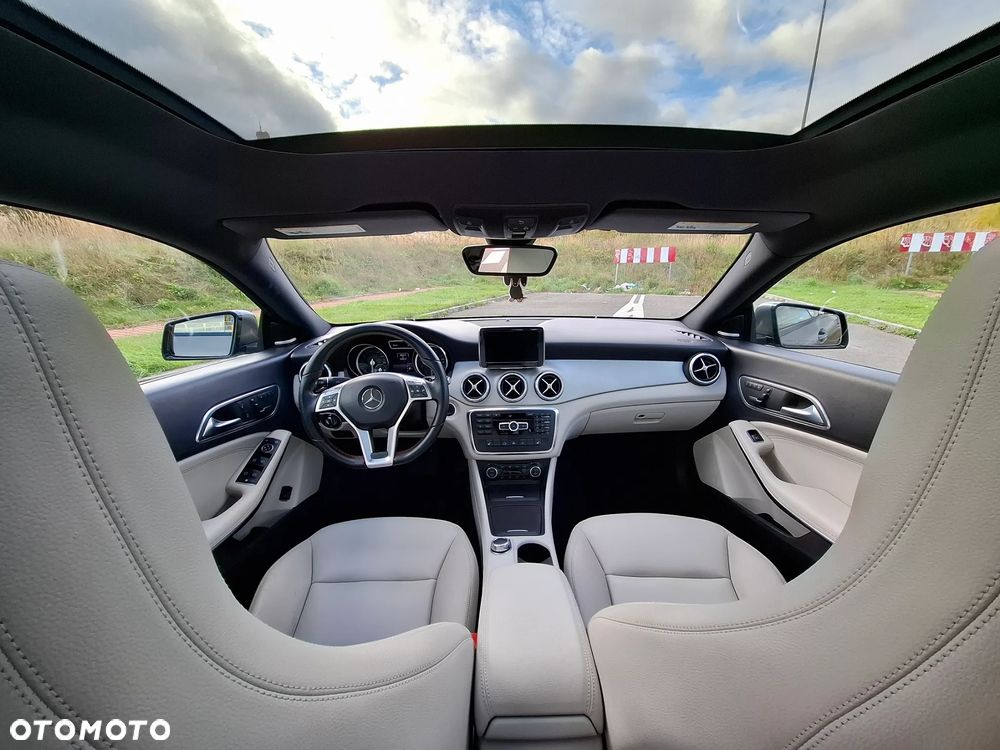Mercedes-Benz CLA 250 7G-DCT AMG Line - 8