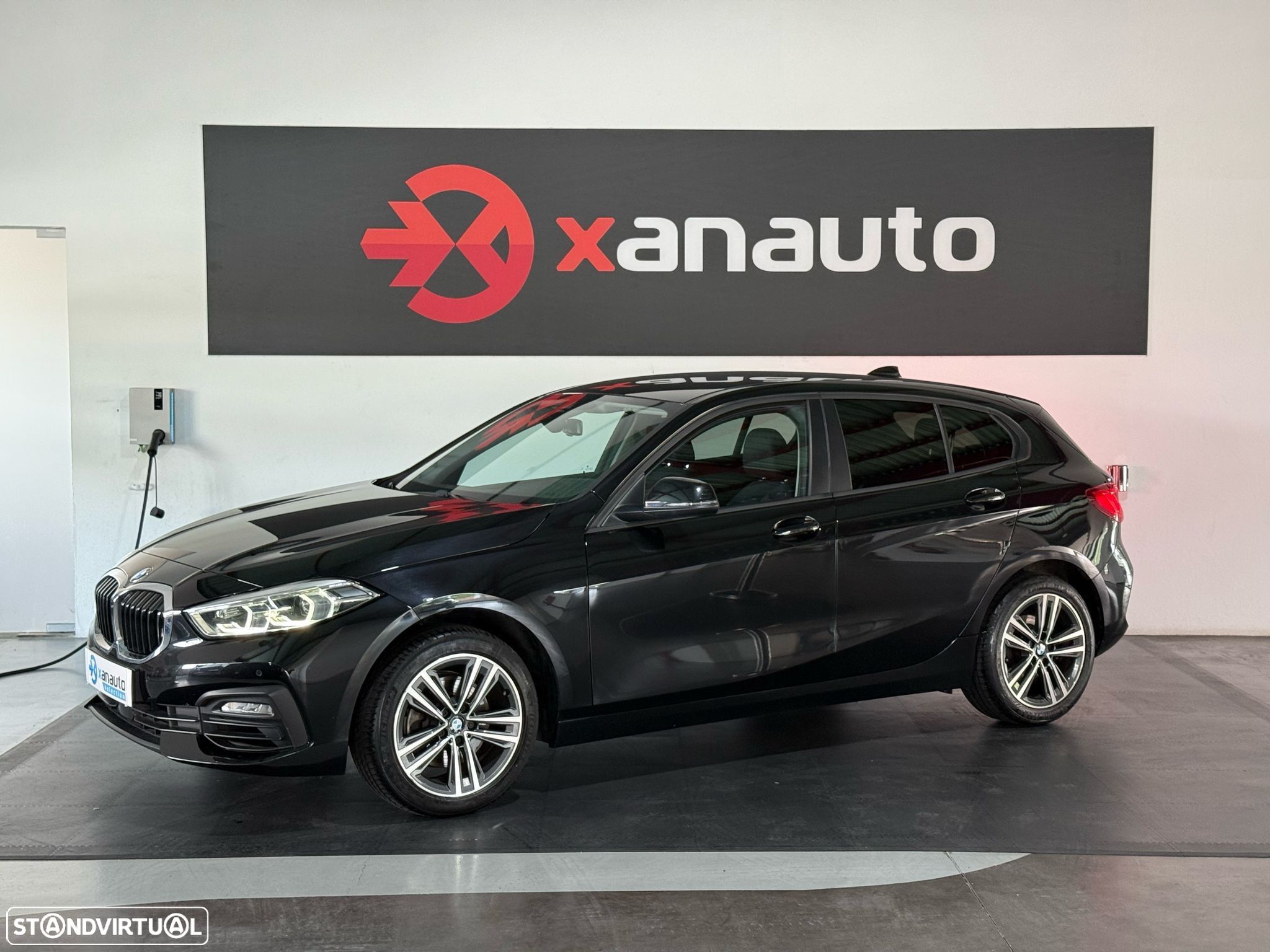 BMW 116 i Line Luxury - 1