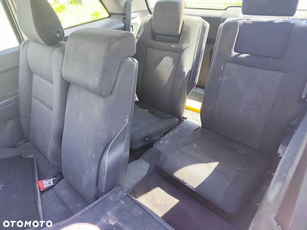 Opel Zafira - 3