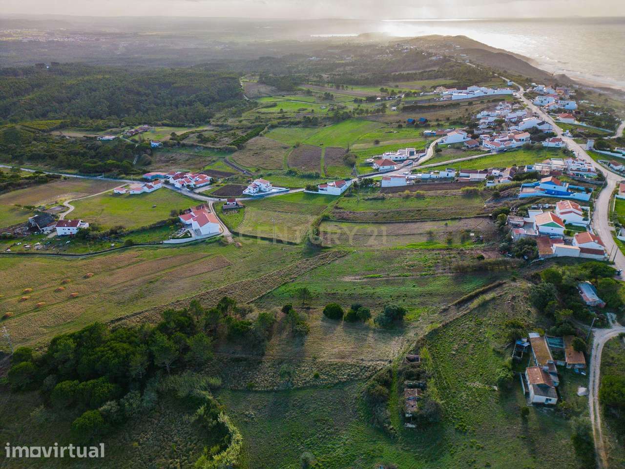 Terreno na Nazaré - Grande imagem: 5/21