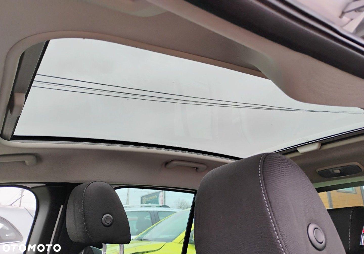 Ford B-MAX - 11