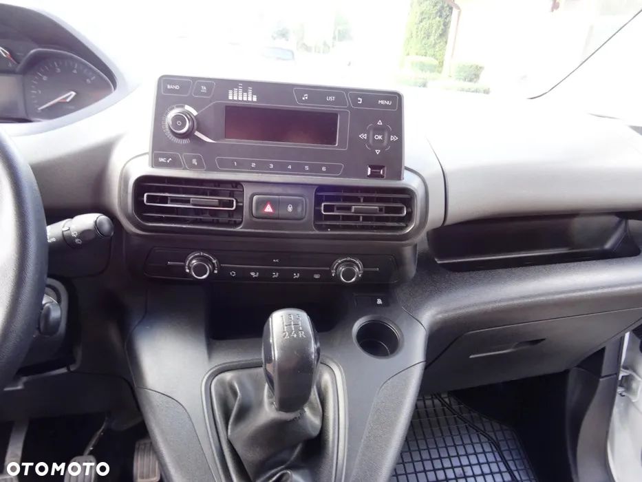 Peugeot Rifter 1.5 BlueHDI Active - 23