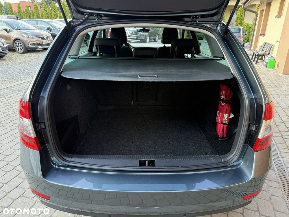 Skoda Octavia 1.6 TDI SCR Style - 28