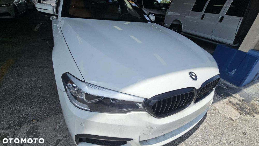 BMW Seria 5 530i M Sport Edition - 14