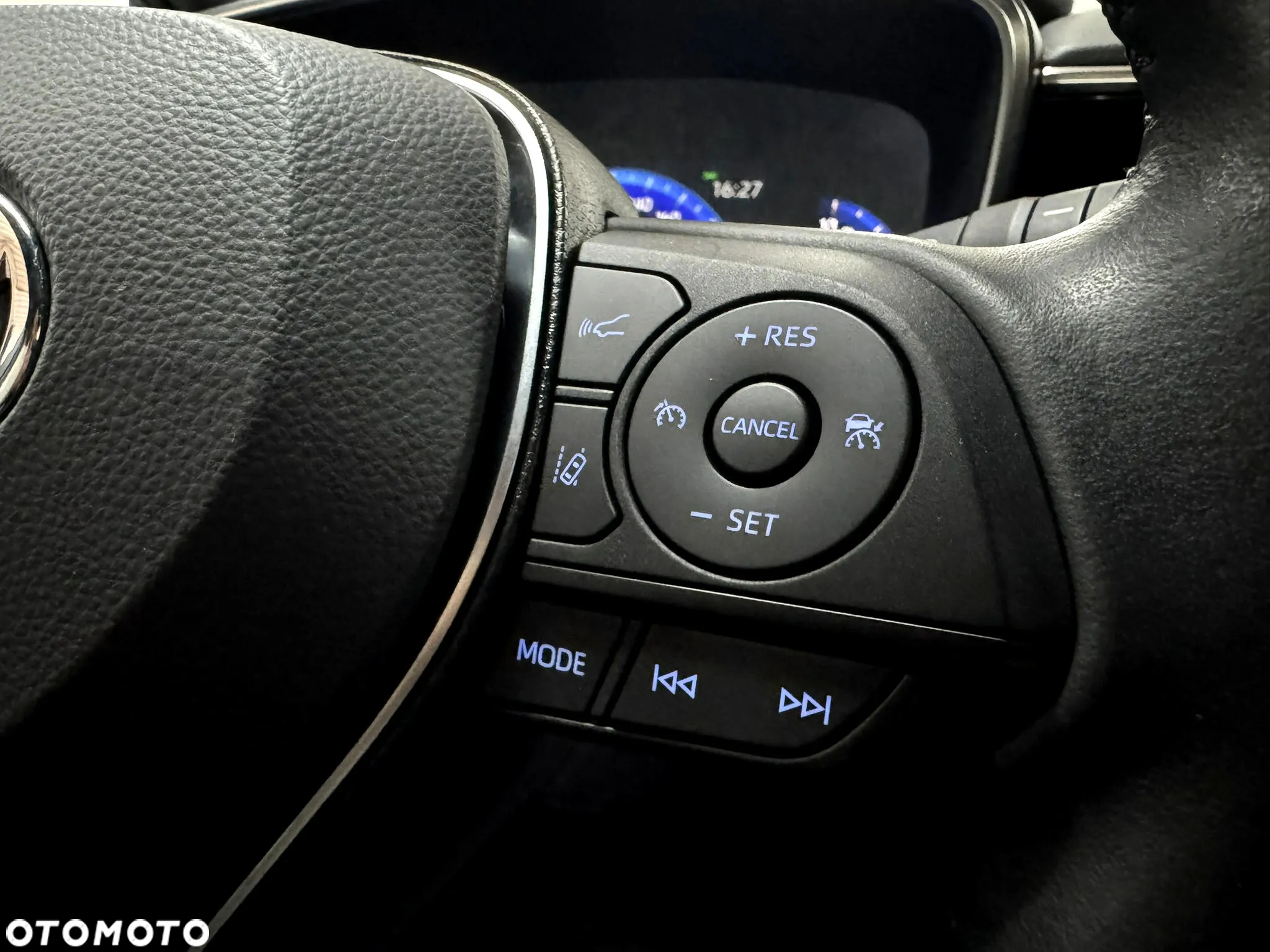 Toyota Corolla 1.8 Hybrid GPF Comfort - 18