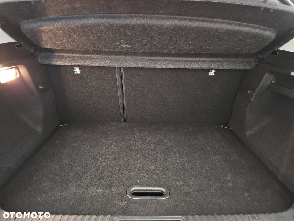 Renault Captur 1.3 TCe mHEV Techno EDC - 30