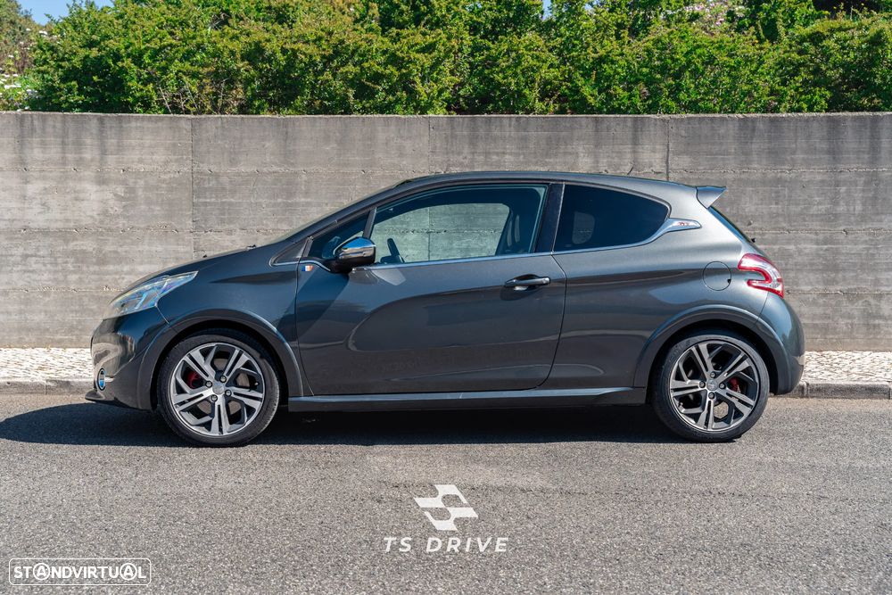 Peugeot 208 1.6 THP GTi - 5