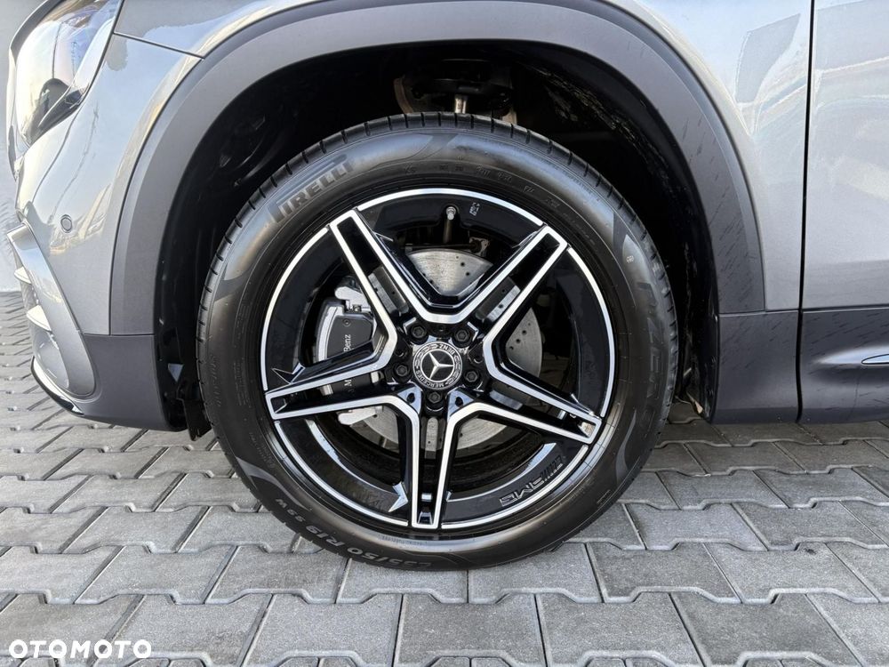 Mercedes-Benz GLB - 7