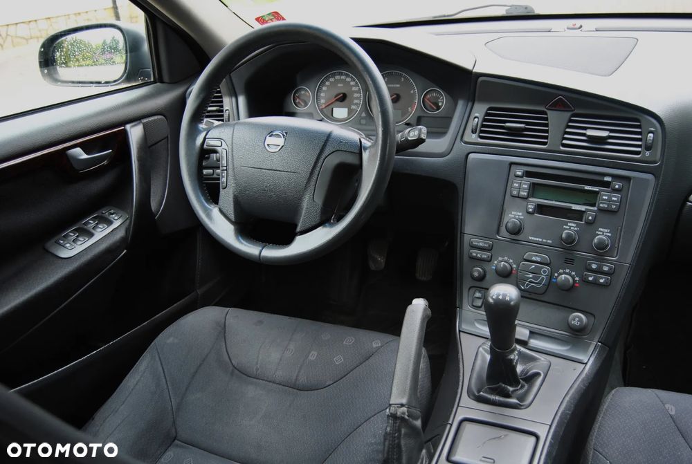 Volvo V70 D5 - 11