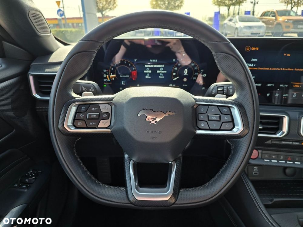 Ford Mustang - 16