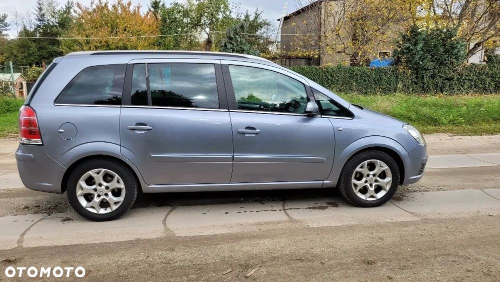 Opel Zafira 1.8 Elegance - 11