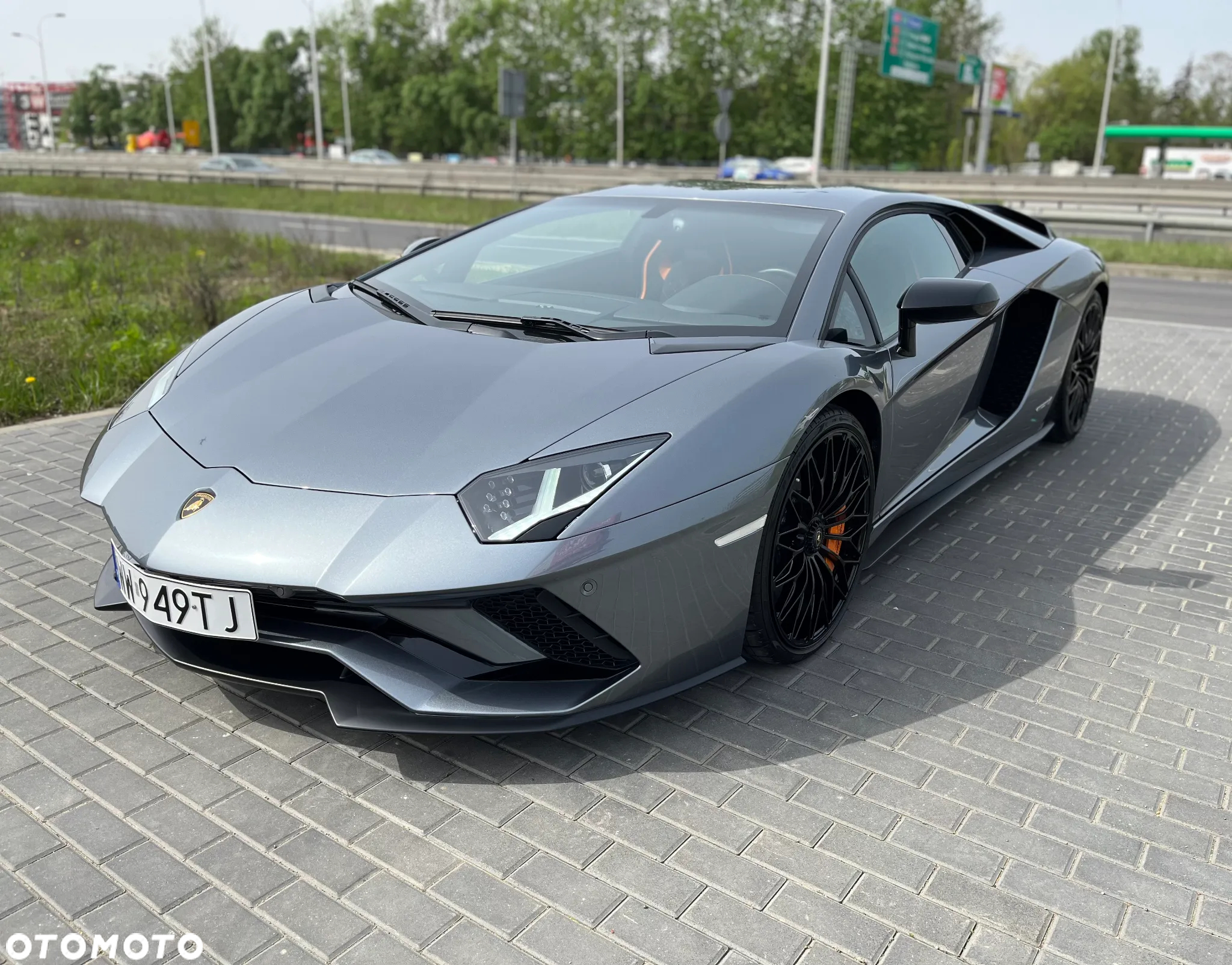 Lamborghini Aventador S - 32