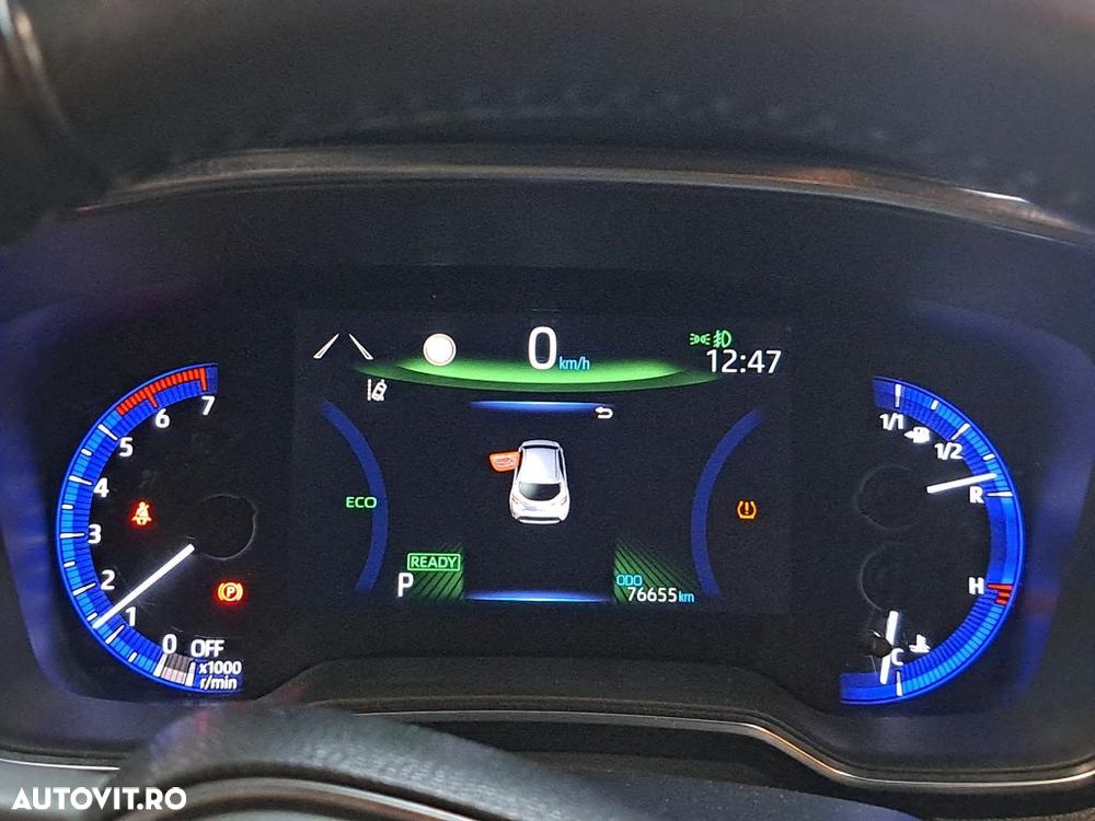 Toyota Corolla 1.8 Hybrid - 8