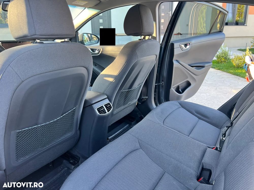 Hyundai IONIQ - 2