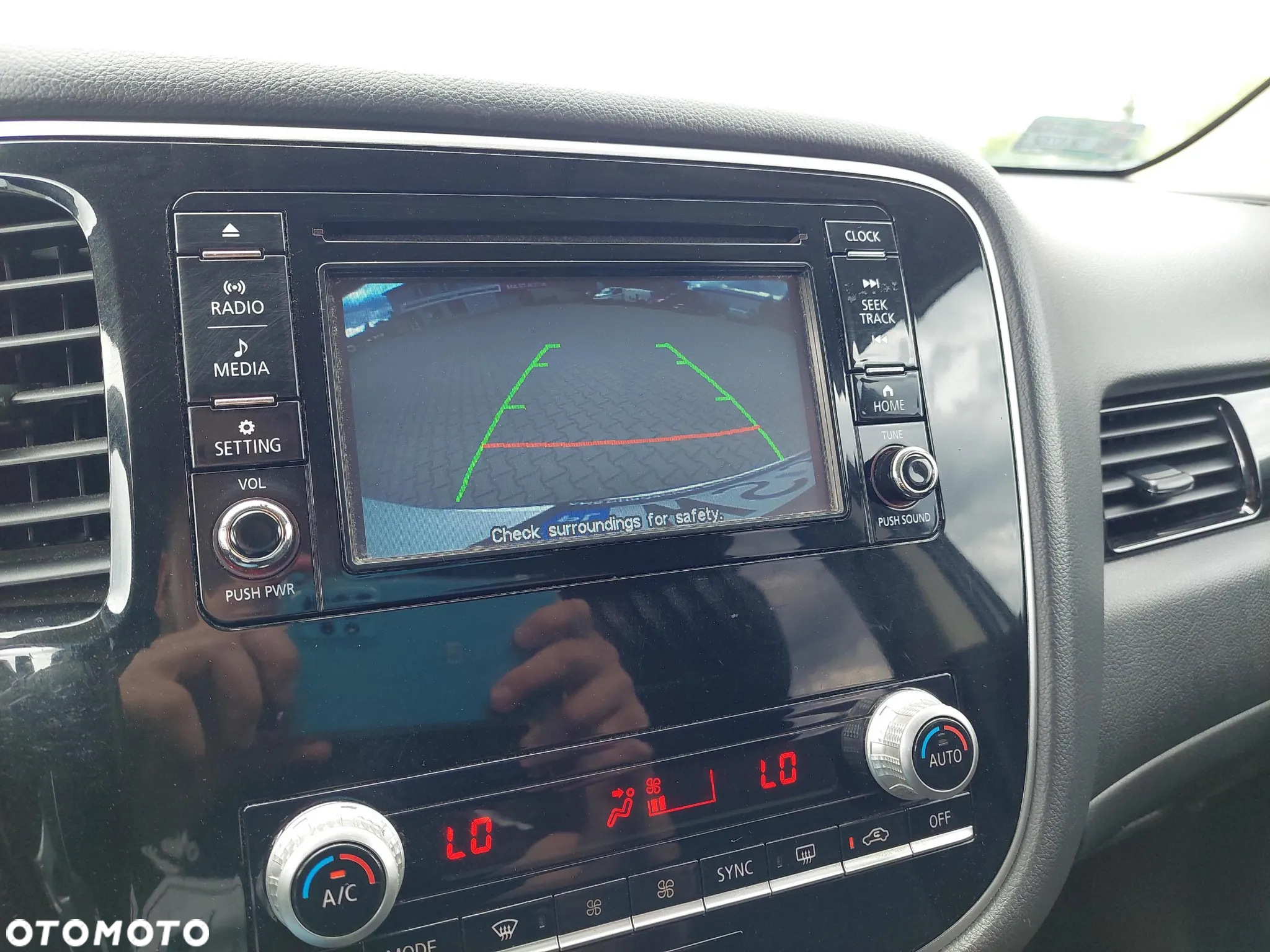 Mitsubishi Outlander 2.0 Intense 2WD CVT - 26